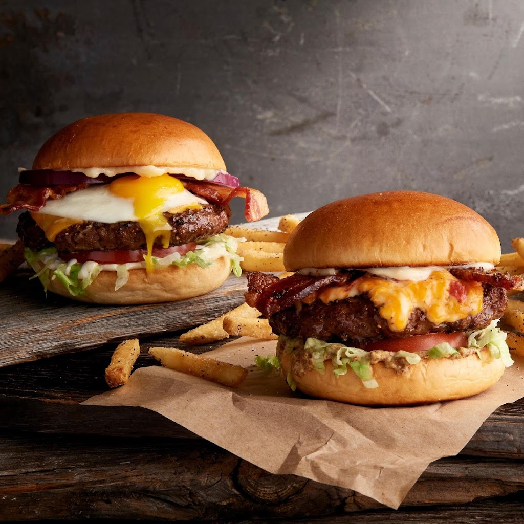 Twin Peaks | 440 SW 145th Ave, Pembroke Pines, FL 33027, USA | Phone: (754) 400-6990