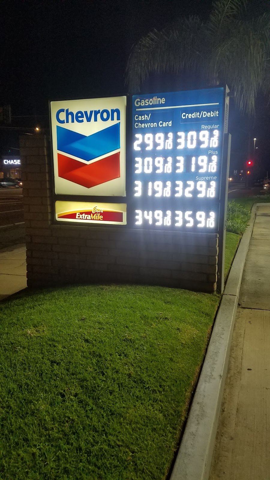 Chevron | 7990 Valley View Blvd, Buena Park, CA 90620, USA | Phone: (714) 523-8606