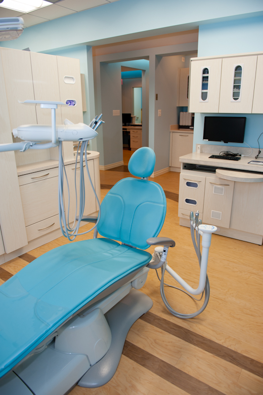 Ashburn Divine Dental | 20915 Ashburn Rd Suite 205, Ashburn, VA 20147, USA | Phone: (703) 858-0288