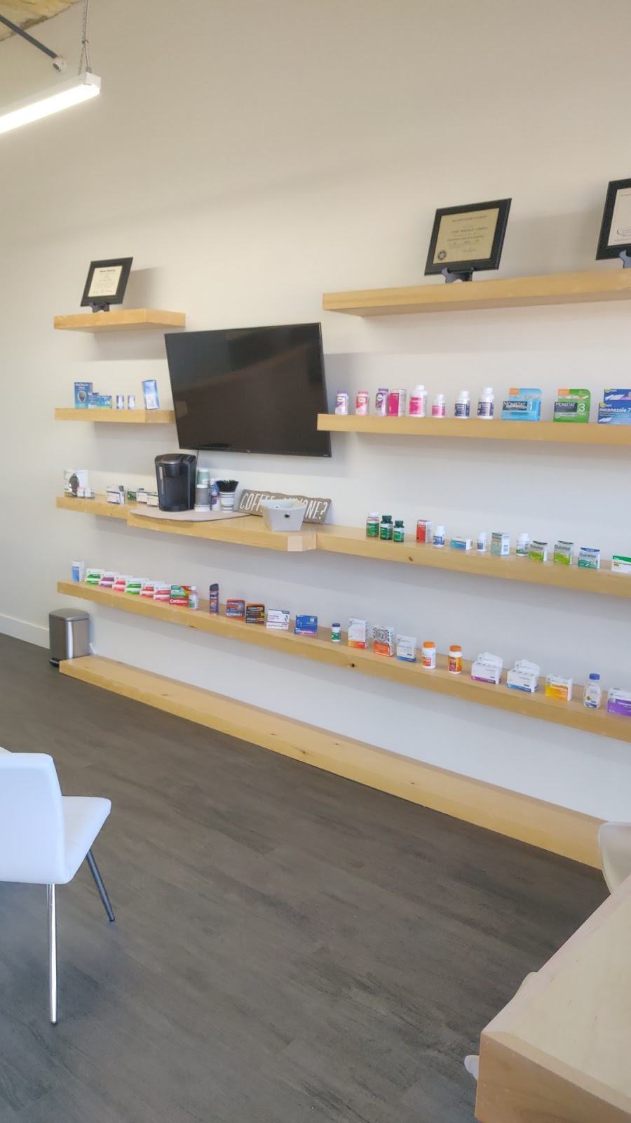 Meds & Moore Pharmacy: Compounding Pharmacy | 1280 N Eastern Ave Suite F, Moore, OK 73160, USA | Phone: (405) 735-5160