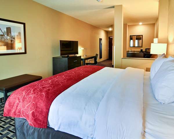 Comfort Suites | 675 W Main St, Uniontown, PA 15401, USA | Phone: (724) 550-4700