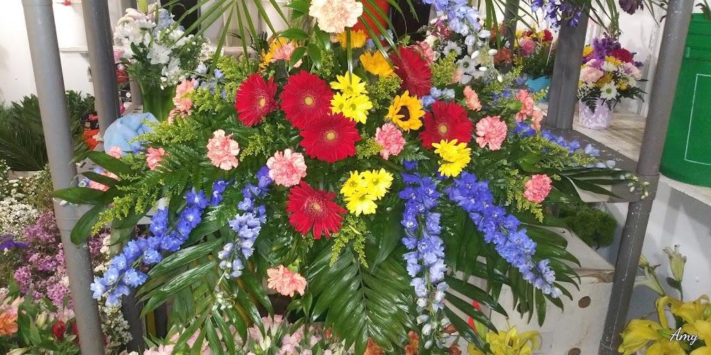 Churchs Flowers | 1003 N Main St, Miamisburg, OH 45342, USA | Phone: (937) 866-2483