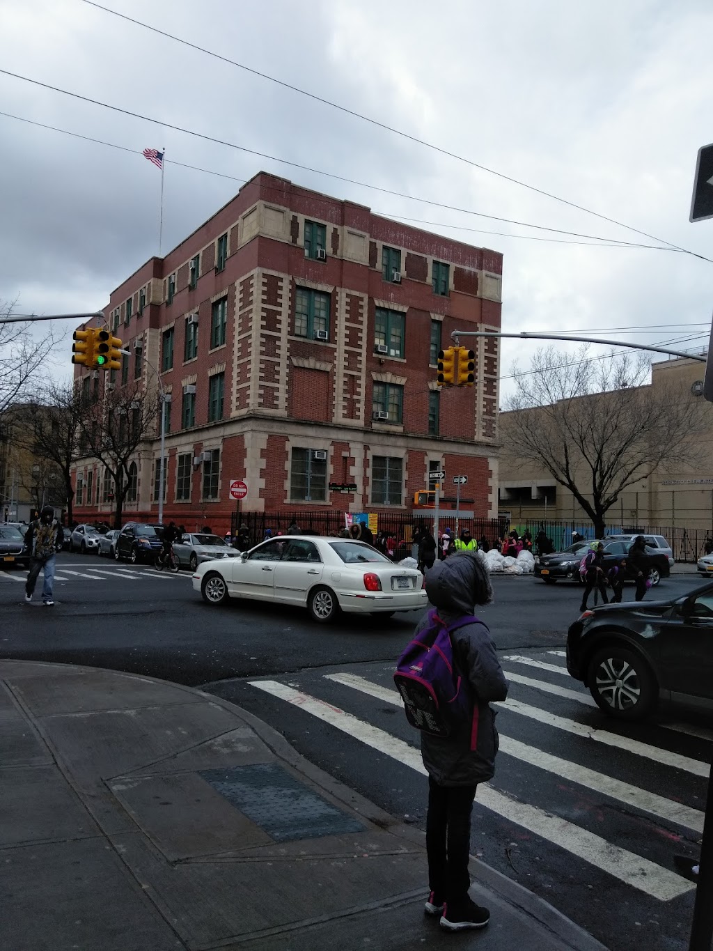 Missing Sock Laundromat | 277 E 163rd St, The Bronx, NY 10451, USA | Phone: (646) 764-7984