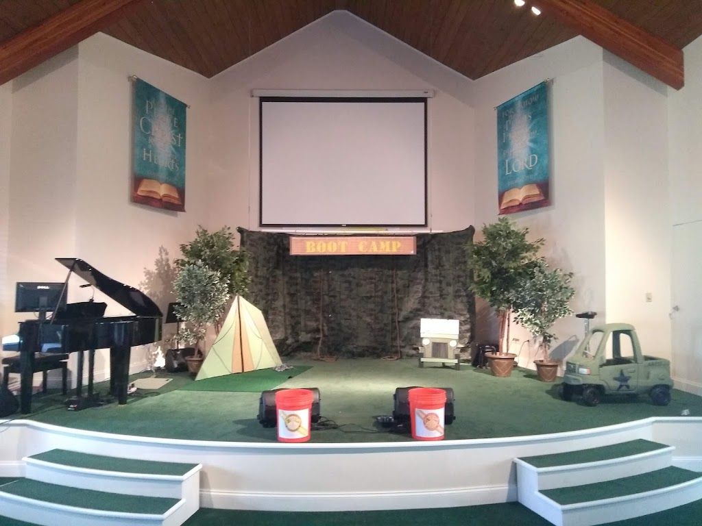 Huntsburg Baptist Church | 16401 Mayfield Rd, Huntsburg, OH 44046, USA | Phone: (440) 636-5203