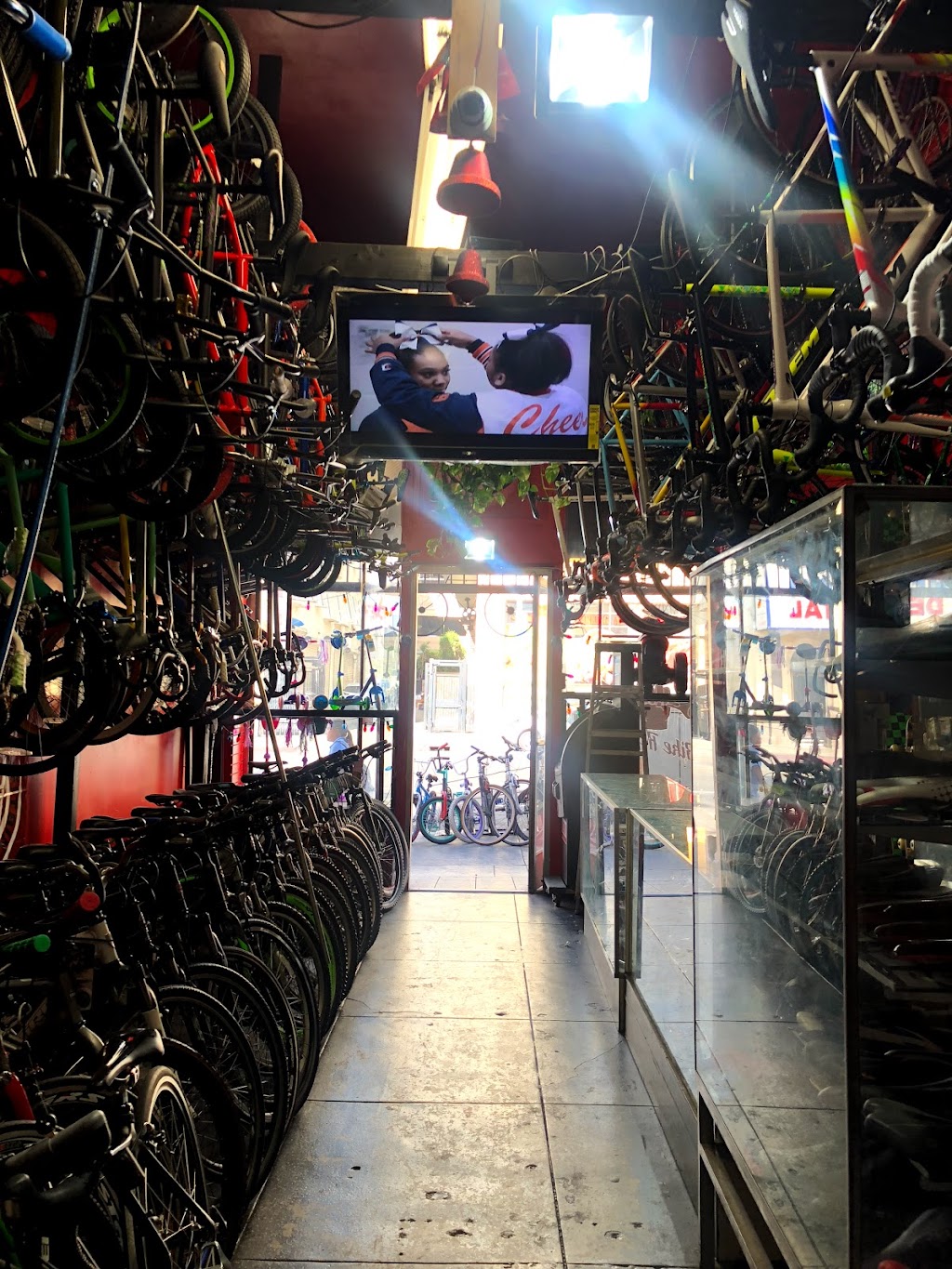 Kikes Bike Shop | 1916 W 7th St, Los Angeles, CA 90057, USA | Phone: (213) 413-0178