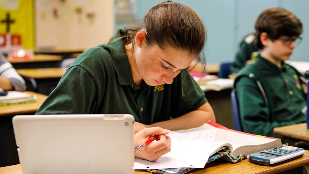 Abiding Savior Lutheran Church, Christian School & Preschool - Sunday