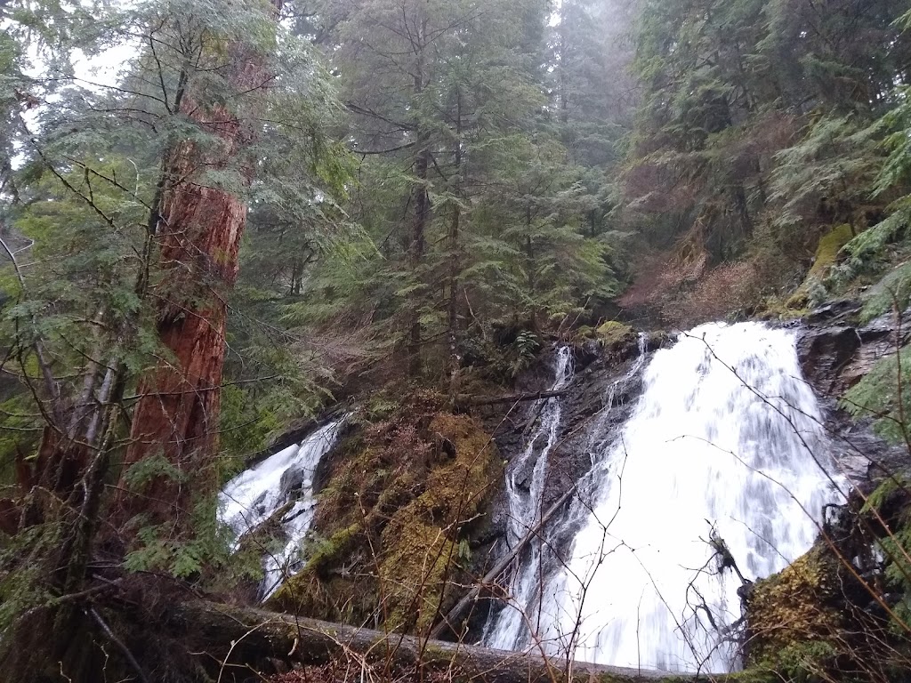 Granite Falls Heated & RV | 10807 Mountain Loop Hwy, Granite Falls, WA 98252, USA | Phone: (360) 691-6700