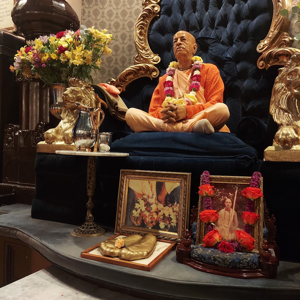 Radha Kalachandji Temple | 5430 Gurley Ave, Dallas, TX 75223, USA | Phone: (214) 827-6333