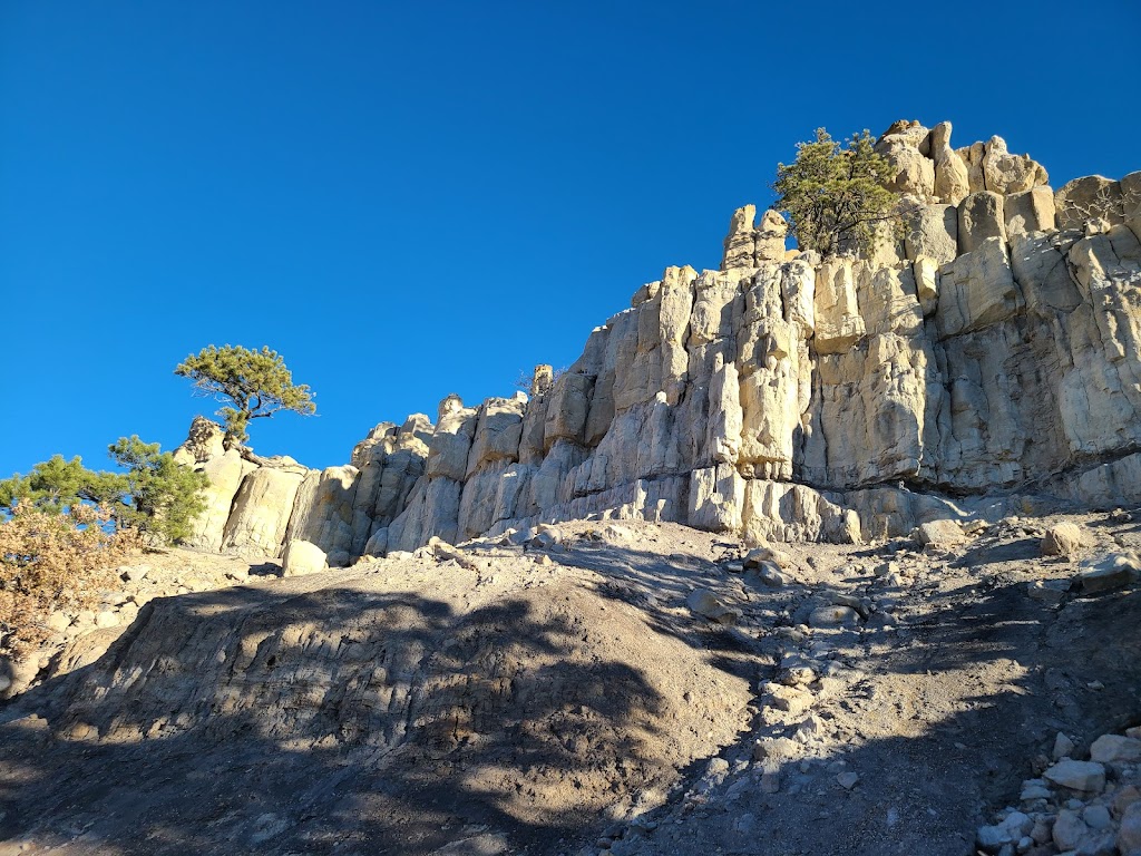 Pulpit Rock Park | 1005 Garlock Ln, Colorado Springs, CO 80918, USA | Phone: (719) 385-5940