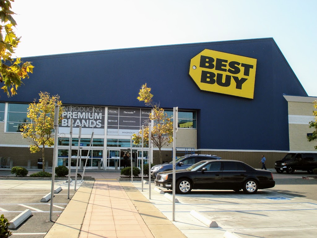 Best Buy | 3700 Mandela Parkway, Oakland, CA 94608, USA | Phone: (510) 420-0323