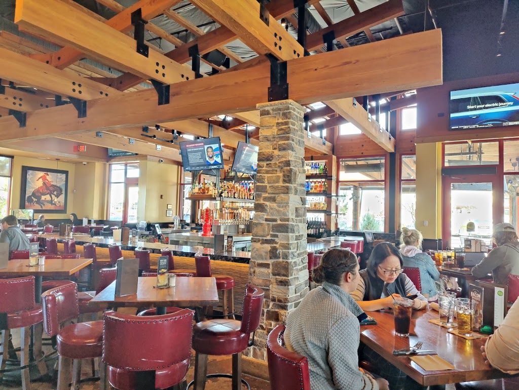 Lazy Dog Restaurant & Bar | 2521 TX-121, Euless, TX 76039, USA | Phone: (682) 738-0861