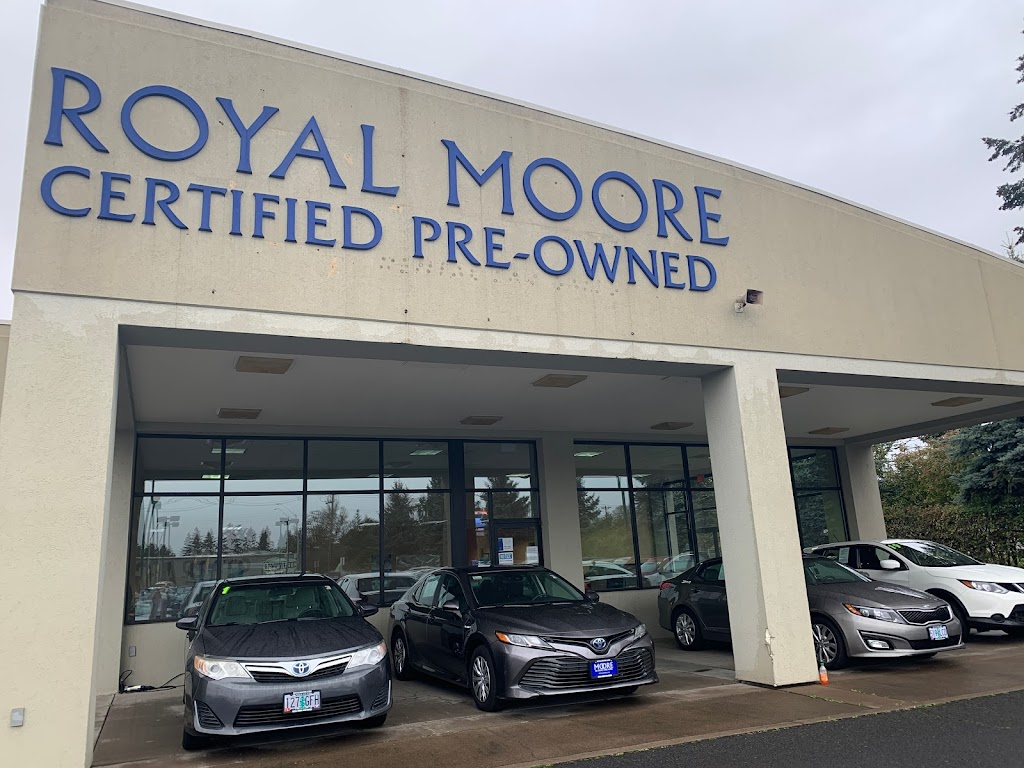 Royal Moore PreOwned, 2350 SE 44th Ave, Hillsboro, OR 97123