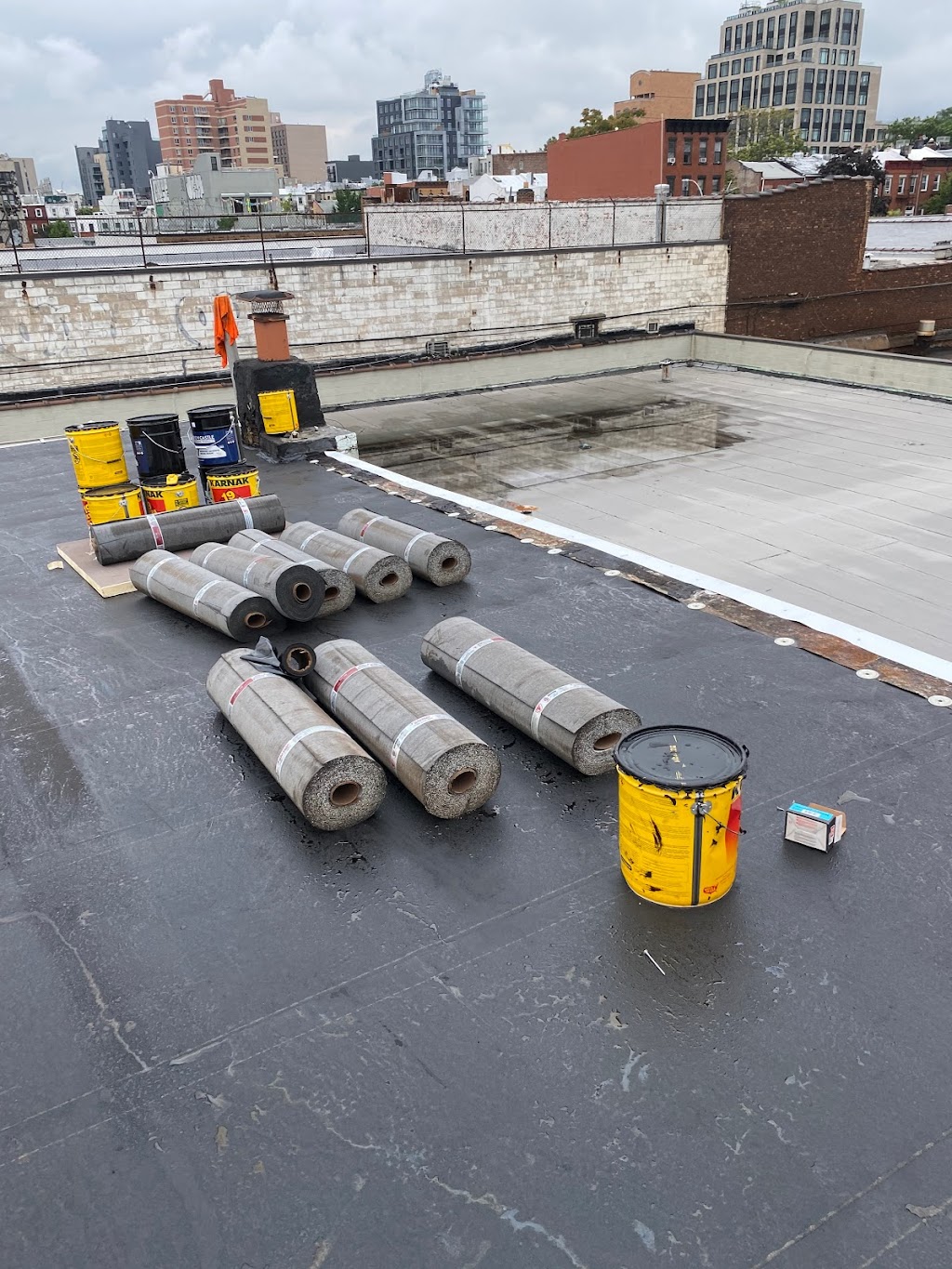 Charles Stewart Roofing | 61-43 186th St, Fresh Meadows, NY 11365, USA | Phone: (718) 475-0240