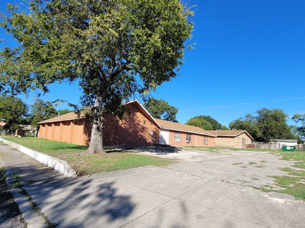 Iglesia De Dios Mi Refugio | 1822 Rivas St, San Antonio, TX 78207, USA | Phone: (210) 434-7555