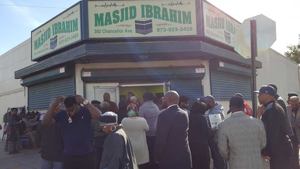 Masjid Ibrahim | 392 Chancellor Ave, Newark, NJ 07112, USA | Phone: (973) 923-3426