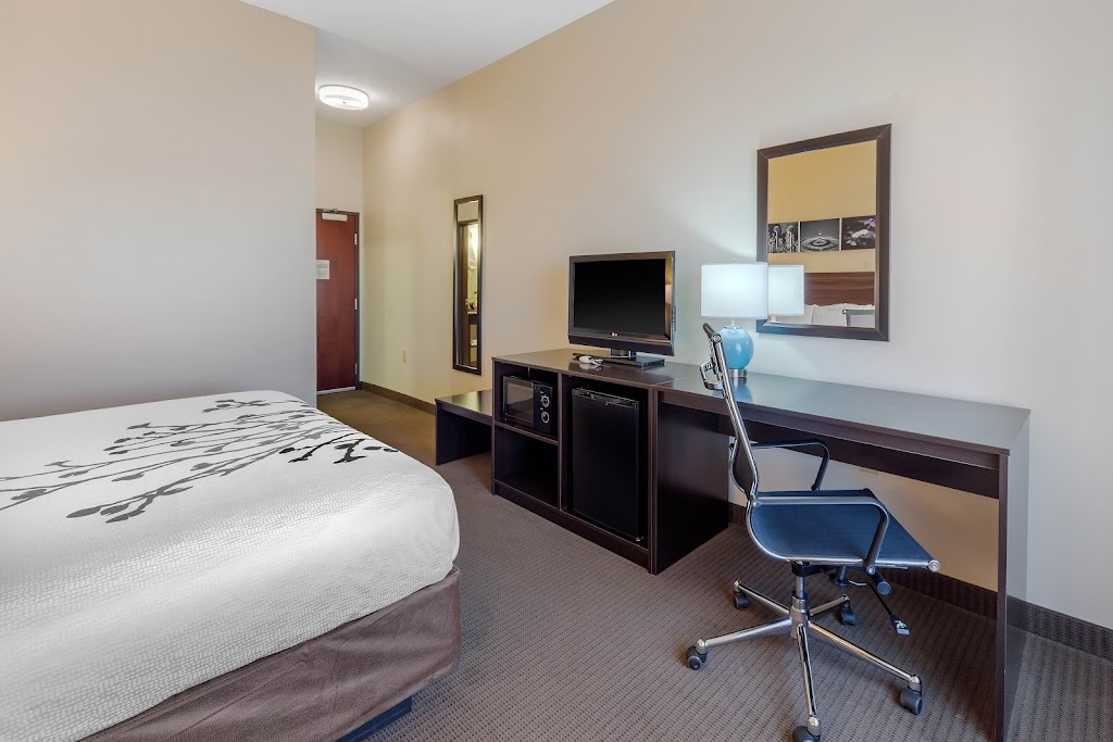 Sleep Inn & Suites Norman Near University | 2601 Bankers Ave, Norman, OK 73072, USA | Phone: (405) 307-0919