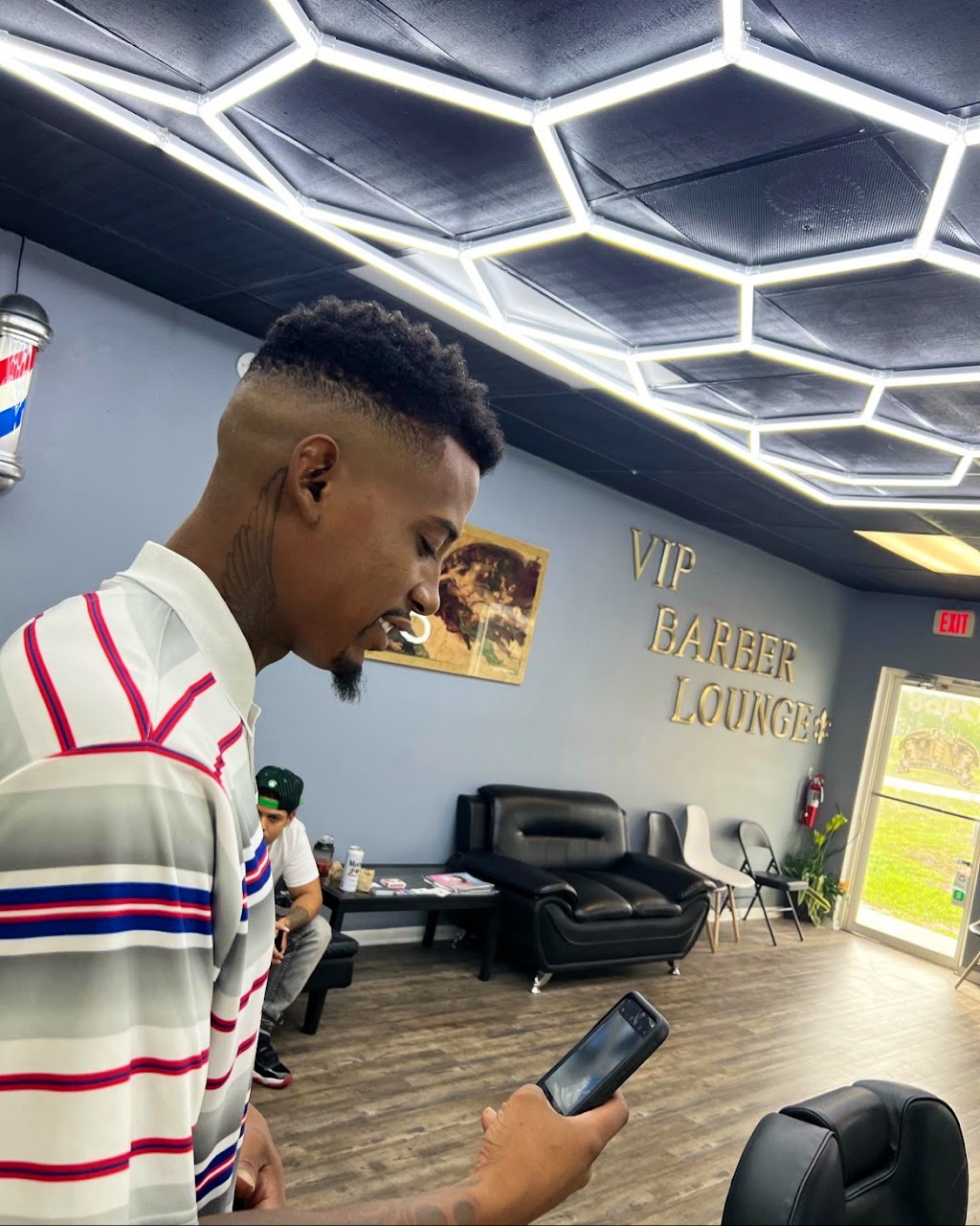 V.I.P Barber Lounge | 12468 Spring Hill Dr, Spring Hill, FL 34609, USA | Phone: (585) 808-1680