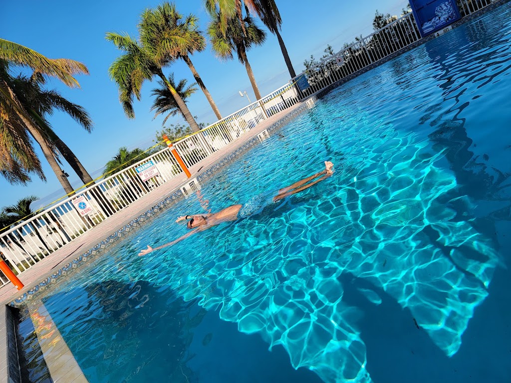 Bellwether Beach Resort | 5250 Gulf Blvd, St Pete Beach, FL 33706, USA | Phone: (727) 360-1811