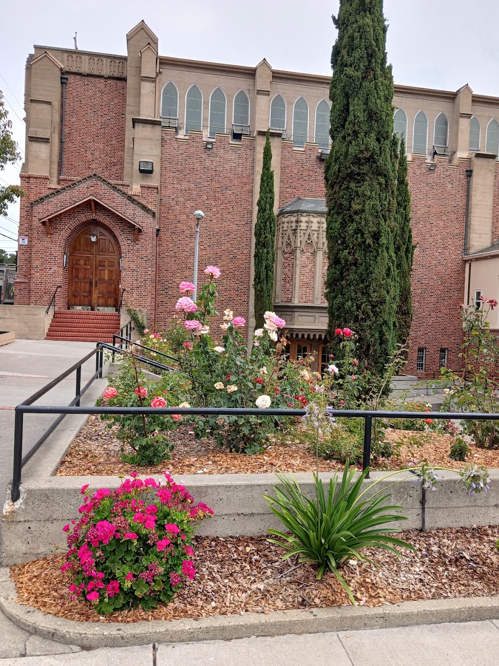 St. Jarlath Church | 2620 Pleasant St, Oakland, CA 94602, USA | Phone: (510) 532-2068