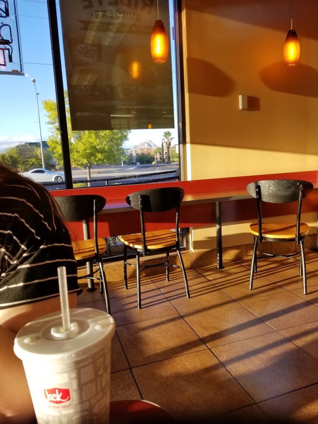 Jack in the Box | 1261 W Warm Springs Rd, Henderson, NV 89014, USA | Phone: (702) 434-1472