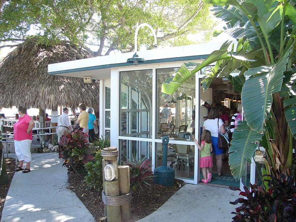 OLearys Tiki Bar & Grill | 5 Bayfront Dr, Sarasota, FL 34236, USA | Phone: (941) 953-7505