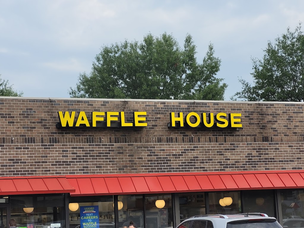 Waffle House | 5105 Plaza Dr, Hopewell, VA 23860, USA | Phone: (804) 452-0386