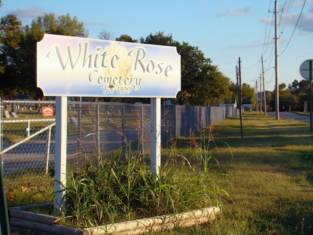 White Rose Cemetery | 804 W 11th St, Bartlesville, OK 74003, USA | Phone: (918) 338-4070