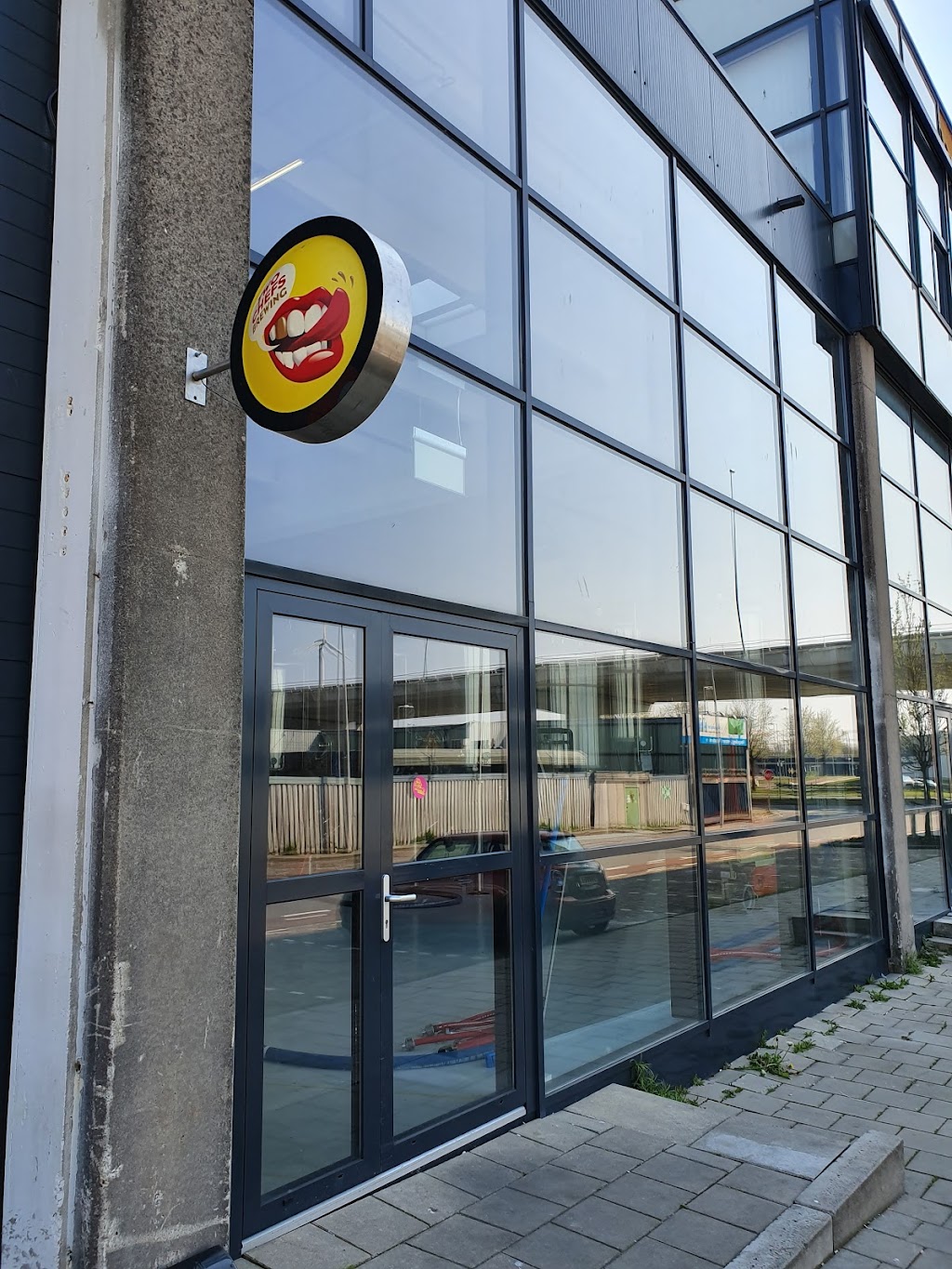 Two Chefs Brewing | Moezelhavenweg 6, 1043 AM Amsterdam, Netherlands | Phone: 020 894 8944