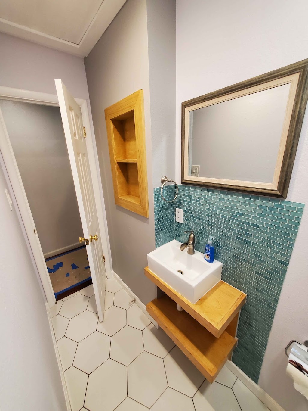 DB the Handyman | 13417 Shahan Dr, Farmers Branch, TX 75234, USA | Phone: (469) 678-6484