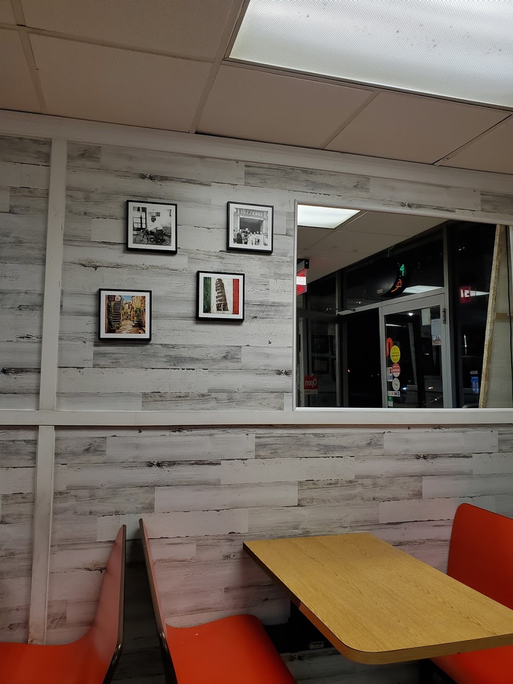 Bennys Famous Pizzeria | 3517 White Plains Rd, Bronx, NY 10467, USA | Phone: (718) 231-8746