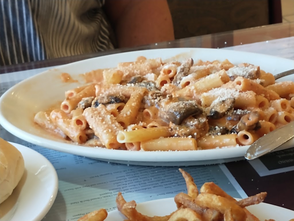 Carinis Italian Restaurant | 3620 Boulevard, Colonial Heights, VA 23834, USA | Phone: (804) 526-8880