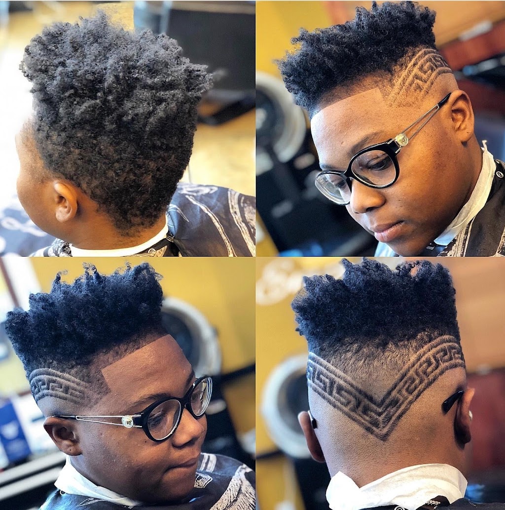 Royal @ Razor Sharp Barbershop | 929 N Wendover Rd, Charlotte, NC 28211, USA | Phone: (980) 298-7682