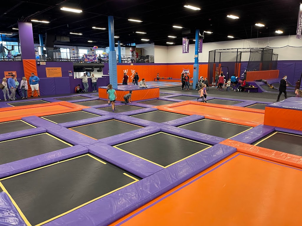 Altitude Trampoline Park | 75 Stockwell Dr, Avon, MA 02322, USA | Phone: (508) 857-1777