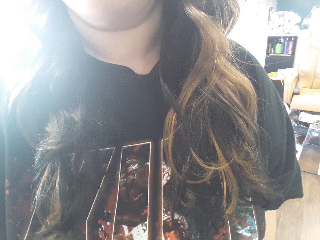 Charlottes Chair | 515 Colescott St, Shelbyville, IN 46176, USA | Phone: (463) 290-9717