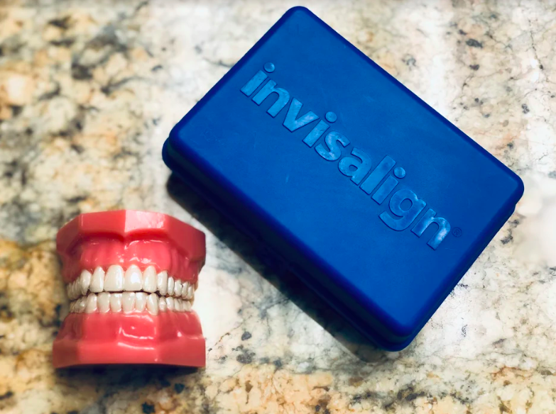 Encino Dental Care - Dr. Linda Makuta, DDS | 5400 Balboa Blvd #211, Encino, CA 91316, USA | Phone: (818) 986-7470