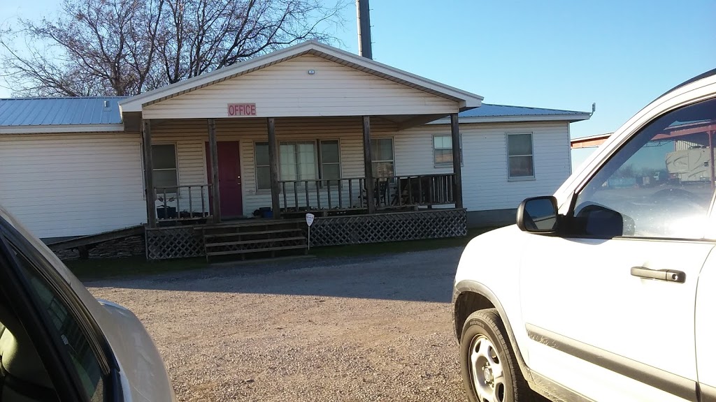 H D Snow & Son House Moving Inc | 12155 N Saginaw Blvd, Fort Worth, TX 76179, USA | Phone: (817) 439-1999