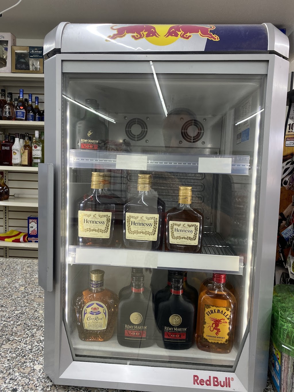 FAMILY MARKET | 8669 S Mendocino Ave, Parlier, CA 93648, USA | Phone: (559) 254-5038