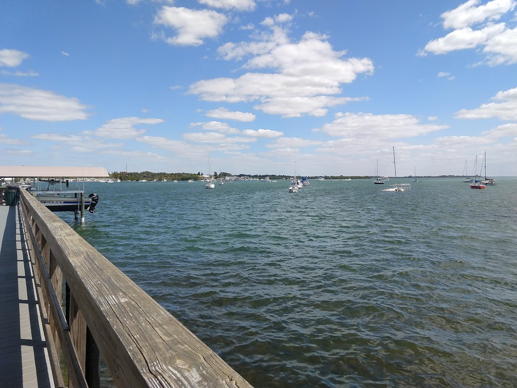 Anna Maria Oyster Bar on the Pier | 200 Bridge St, Bradenton Beach, FL 34217, USA | Phone: (941) 778-2662