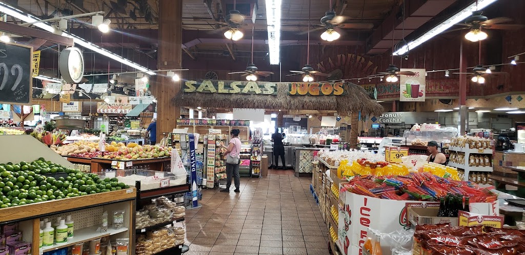 Los Altos Ranch Market | 6730 W Camelback Rd, Glendale, AZ 85303, USA | Phone: (623) 846-4447