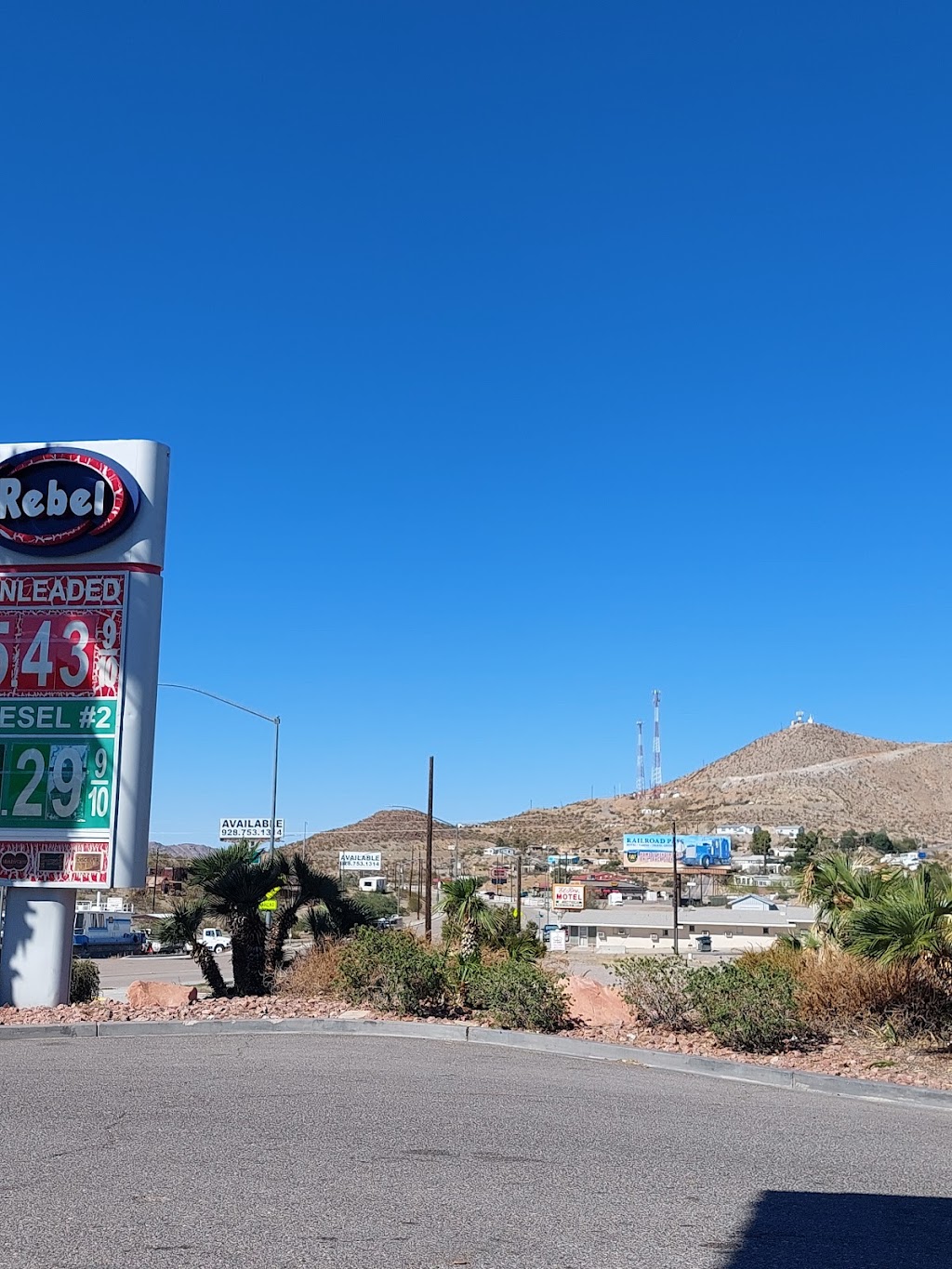 REBEL Convenience Stores | 650 US-95, Searchlight, NV 89046, USA | Phone: (702) 297-1212