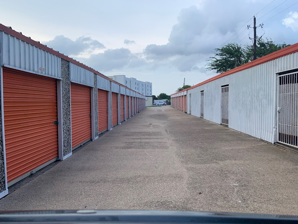 M & M Self Storage | 7440 Elm St, The Colony, TX 75056, USA | Phone: (972) 370-8585