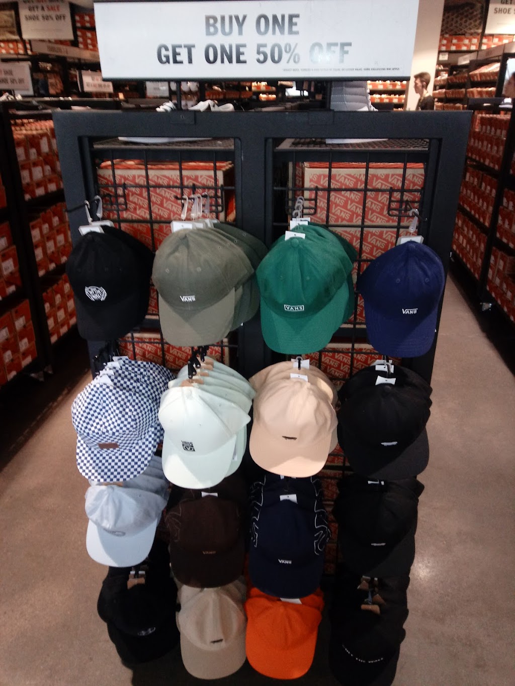 Vans | 4250 W Anthem Way Space # 745, Phoenix, AZ 85086, USA | Phone: (623) 465-0506