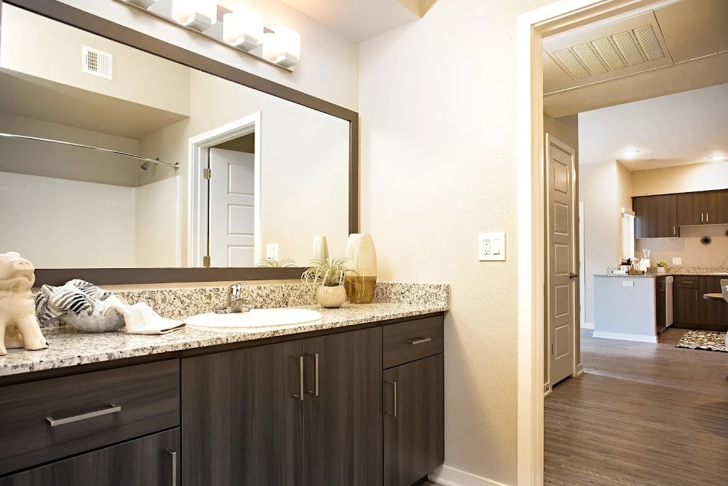 Zinc | 2005 N 103rd Ave, Avondale, AZ 85392, USA | Phone: (623) 462-0729