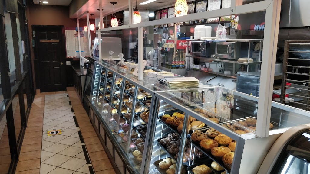 Yum Yum Donuts | 924 S Santa Fe Ave, Vista, CA 92084, USA | Phone: (760) 726-1391