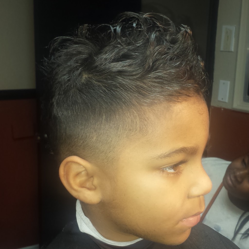 Kut It Out Cuts | 3225 I-30, Mesquite, TX 75150, USA | Phone: (214) 215-6495