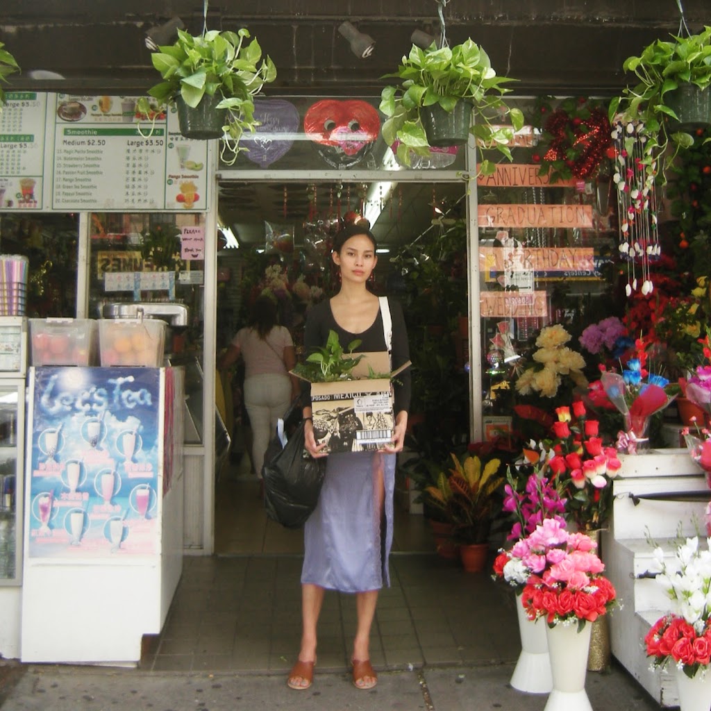 Flower & Gift Shop | 113 Graham Ave, Brooklyn, NY 11206, USA | Phone: (718) 388-8233