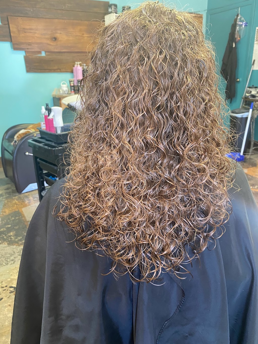 Blushing Station Salon | 303 Main St, Little Valley, NY 14755, USA | Phone: (716) 801-6585