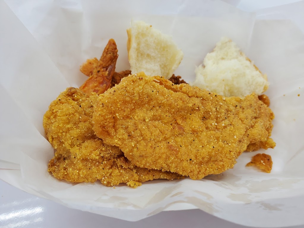 Louisiana Fried Chicken | 5400 Avenue I, Rosenberg, TX 77471, USA | Phone: (832) 451-6904
