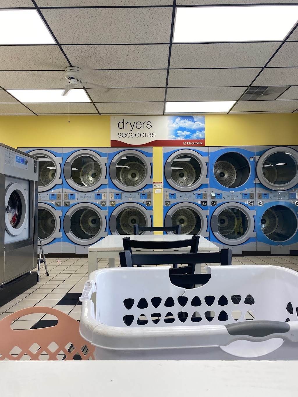 Spin Launderette, Inc. | 3356 Pennsylvania Ave, Weirton, WV 26062, USA | Phone: (304) 224-1084