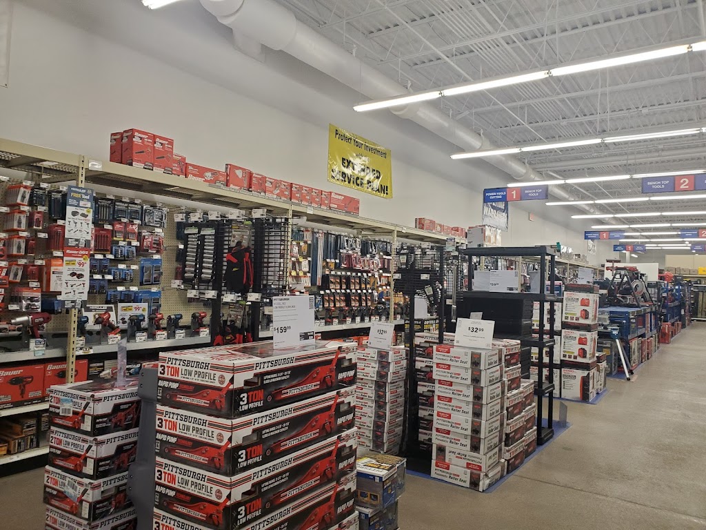 Harbor Freight Tools | 1500 E 11th Ave, Hutchinson, KS 67501, USA | Phone: (620) 662-2403